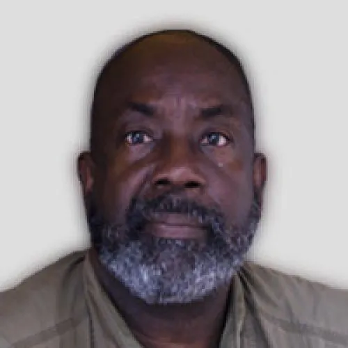 Eli Reed Headshot