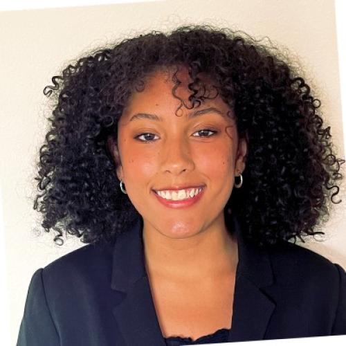 Yliana Roland Headshot