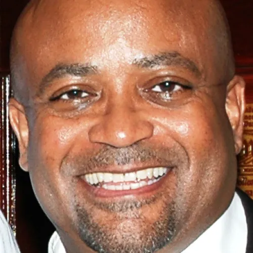 Ivan Roman Headshot